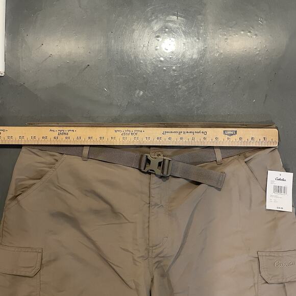 Cabela’s Convertible Cargo Pants Men 42x30 Belted Classic Fit Ankle Zip Tan - Picture 4 of 9